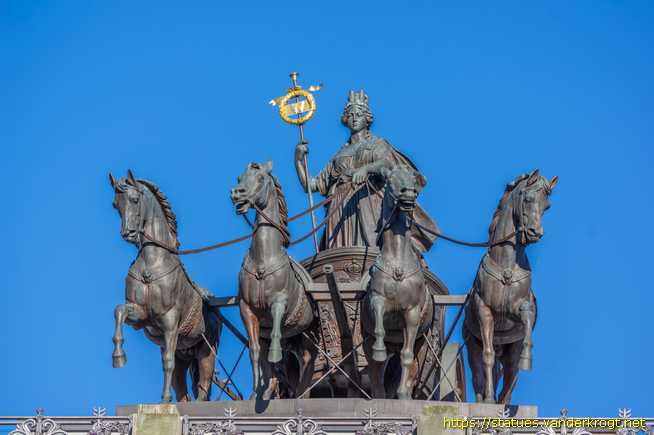 Braunschweig - Quadriga, Otto IV, Otto das Kind und Heinrich der Löe