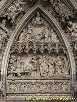 Köln - Statuen am Westfassade des Kölner Doms