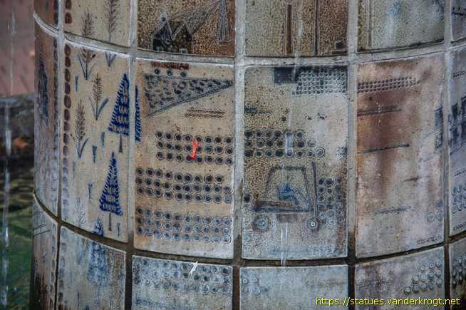 Frechen - Rathausbrunnen