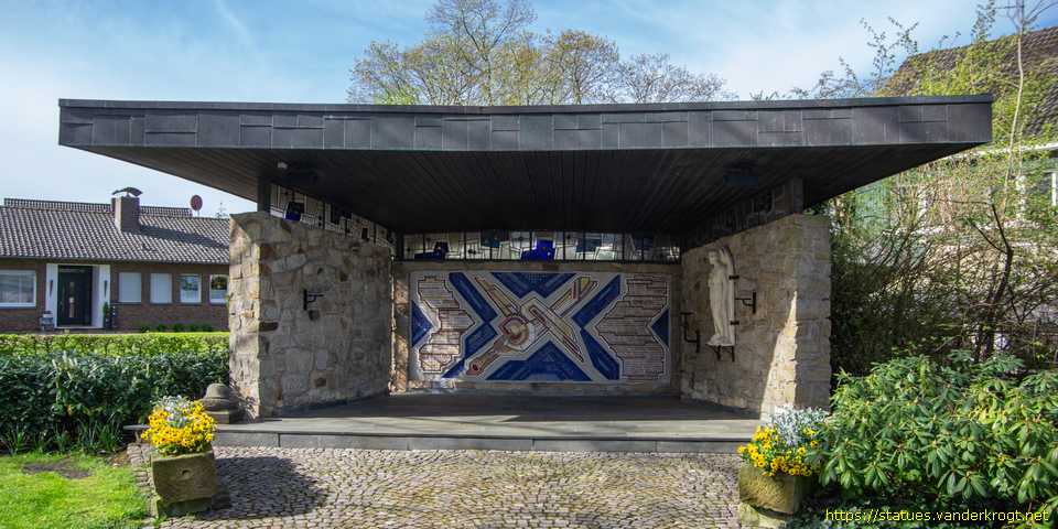 Graes - Gefallenendenkmal des 2. Weltkriegs
