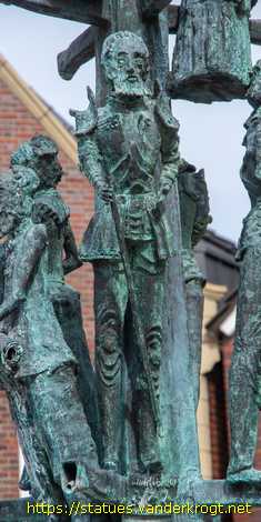 Stadtlohn - Brunnen mit Figuren aus Stadtlohns Geschichte und Arbeitswelt
