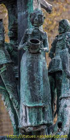 Stadtlohn - Brunnen mit Figuren aus Stadtlohns Geschichte und Arbeitswelt