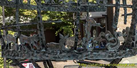 Werne - Moormann-Brunnen mit Lebensbaum