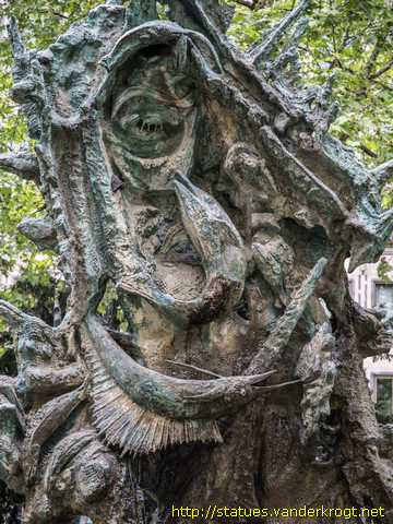 Köln - Gothaer Brunnen