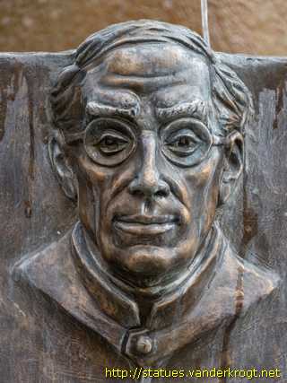 Olpe - Geschichtsbrunnen