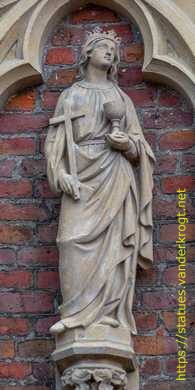 Straelen - Heiligenstatuen an der Sankt Peter und Paul Kirche