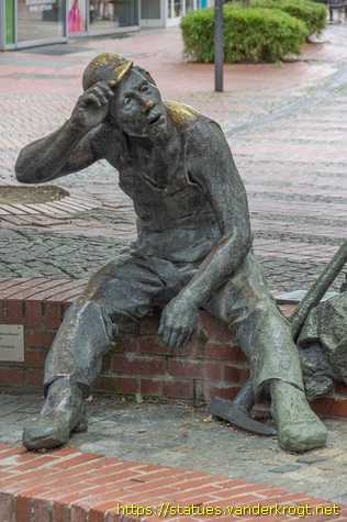 Essen-Steele - Bergleute in der Waschkaue - Ötte und Willem