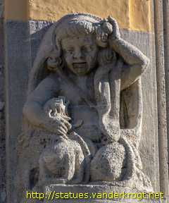 Arnstadt - Putti mit Hahn, Harp, Hund und Füllhorn