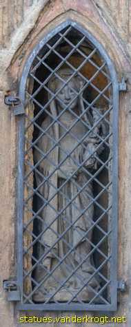 Erfurt - Heiligenstatuen an der Hohen Domkirche St. Marien