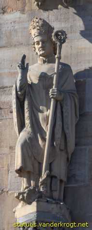Erfurt - Heiligenstatuen an der Hohen Domkirche St. Marien