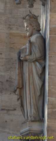 Erfurt - Heiligenstatuen an der Hohen Domkirche St. Marien