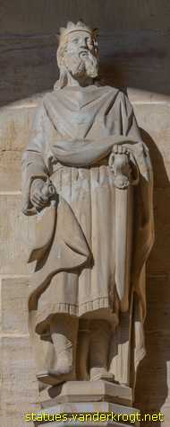 Erfurt - Heiligenstatuen an der Hohen Domkirche St. Marien
