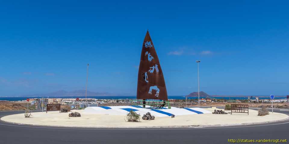 Corralejo - Velero con deportes populares