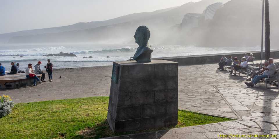 Puerto de la Cruz - Isidoro Luz Carpenter