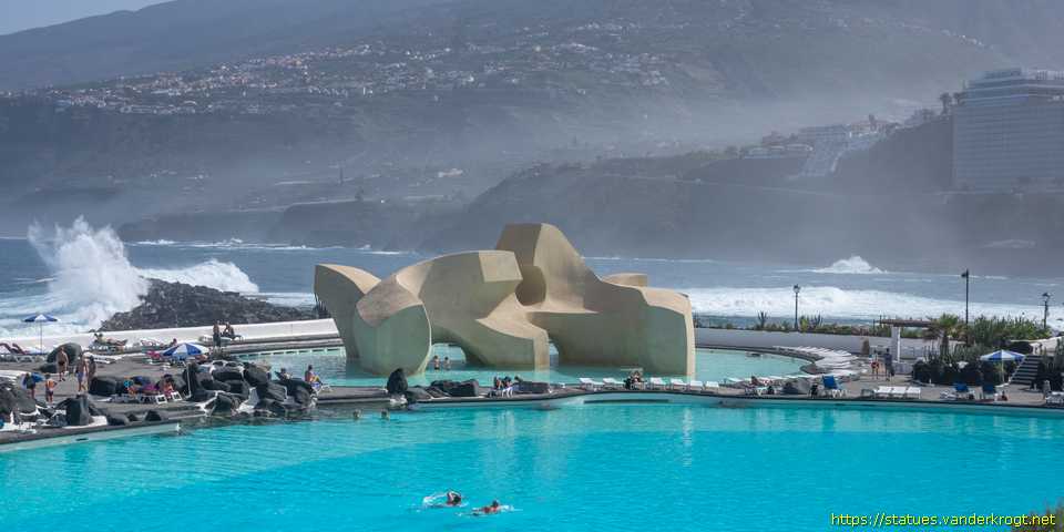 Puerto de la Cruz - Monumento al Mar