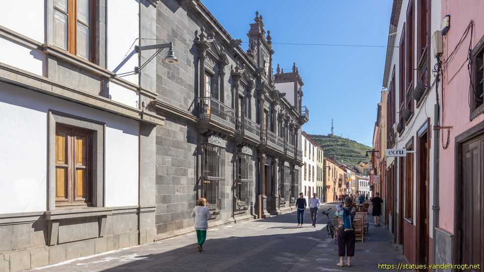 San Cristóbal de La Laguna - Nuestra Señora con el Niño