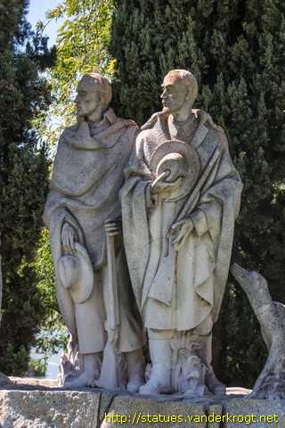 Badajoz - Monumento 'Los Monteros' a Adelardo Covarsí