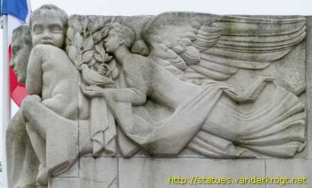 Sélestat - Monument aux morts