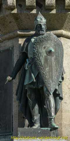 Falaise - Guillaume le Conquérant et six ducs de Normandie