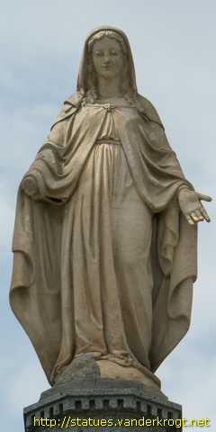 Le Reculey / Statues à la chapelle N.D. du Bocage