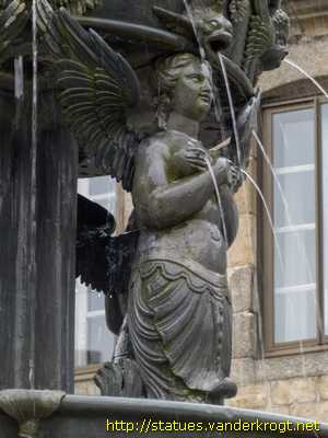 Guingamp - Fontaine de la Plomée