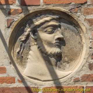Châlons-en-Champagne - Neuf médaillons