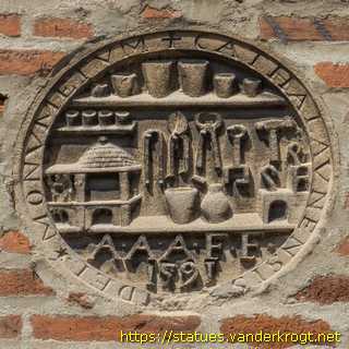 Châlons-en-Champagne - Neuf médaillons