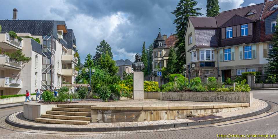 Forbach - Buste de Marianne