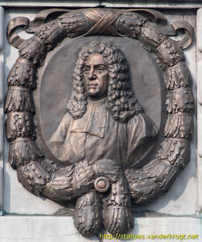 Denain - Monument au Maréchal de Villars