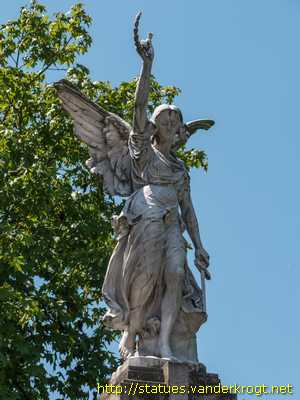 évian-les-Bains - Monument aux Morts