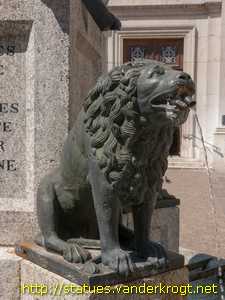 Annecy - Fontaine aux lions et tortues