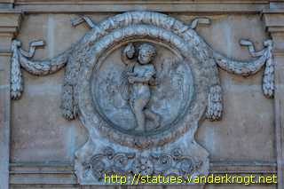 Lyon - Médaillons et figures allégoriques