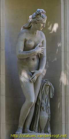 Lyon - Copies des statues antiques