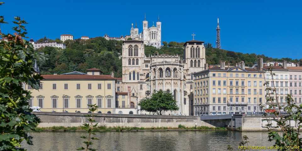 Lyon - Saint Michel terrassant le dragon