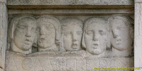 Lyon - Monument à Xavier Privas