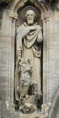 Sleaford / Façade statues of St. Denys' Church