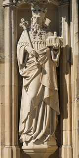 Click for larger photo in separate window