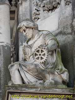 Colchester - Empress Helena and allegoric figures