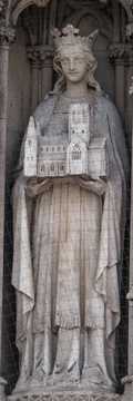 London - Queen Eleanor Memorial Cross