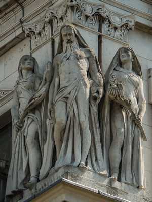 London - Sculptures at the Foreign and Commonwealth Office