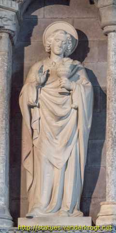 Saint David's - Tyddewi / Statues at the Bishop Gower's Screen