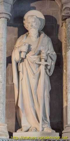 Saint David's - Tyddewi / Statues at the Bishop Gower's Screen