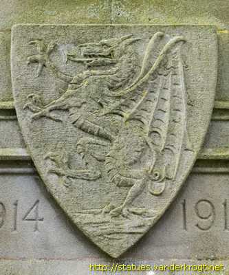 Caernarfon / War Memorial - Cofeb rhyfel