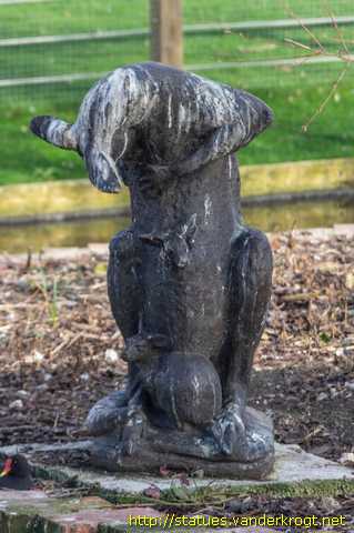 Hemel Hempstead - Kangaroo, Joey and Platypus