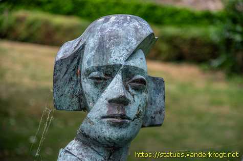 Lincoln - Mother & Child