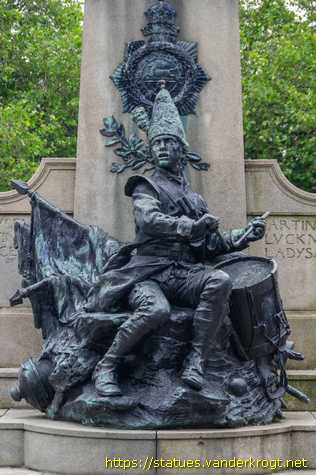 Liverpool - The King's Liverpool Regiment Monument