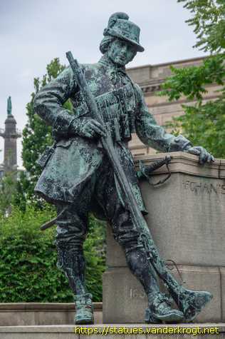 Liverpool - The King's Liverpool Regiment Monument