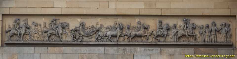 Liverpool - Spirit of Liverpool, Michelangelo and Raphael, and Royal Visits