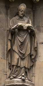 Canterbury - Statues on the West Front of Canterbury Cathedral