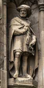 Canterbury - Statues on the West Front of Canterbury Cathedral
